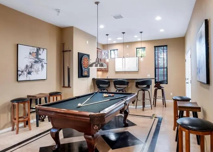 Palm Tree Paradisesportcourtputting Greentetherballgame Roomheated Poolspa Phoenix