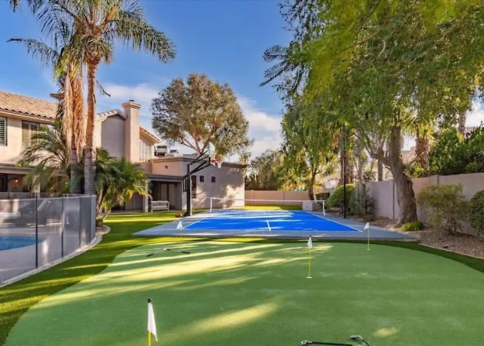 Palm Tree Paradisesportcourtputting Greentetherballgame Roomheated Poolspa